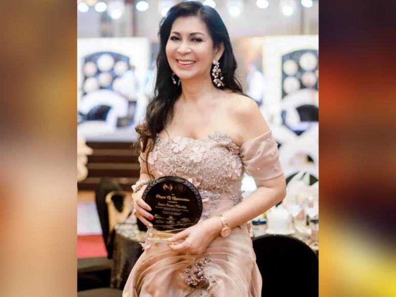 Jocelyn Cubales, tiene 69 años y busca ser Miss Universe Filipinas 2024