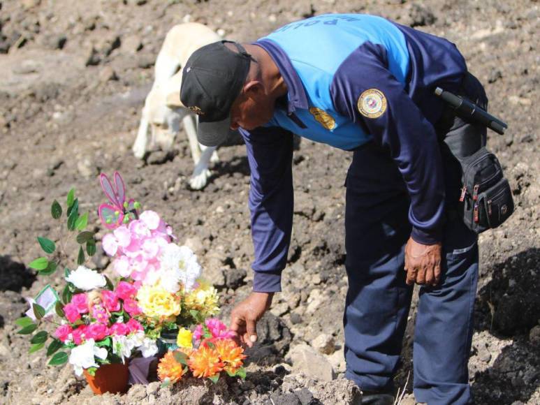 Así fue el entierro de las víctimas del incendio en Ciudad Lempira