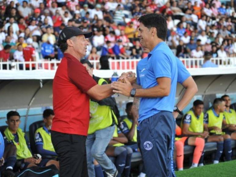 Graderías llenas y la llegada de la Ultra Fiel: ambiente de fiesta en el Olimpia vs. Motagua