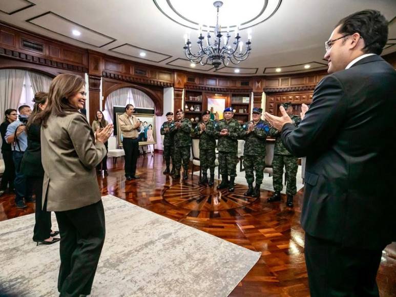 Así fue juramentada Rixi Moncada como la primera Ministra de Defensa