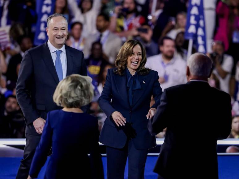 Las imágenes que dejó la convención demócrata de respaldo a Kamala Harris