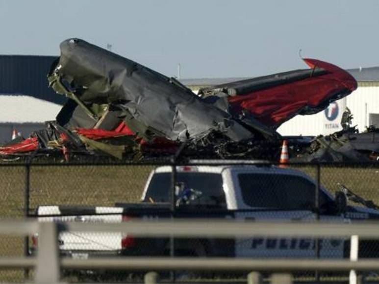 Seis muertos dejó el choque de aviones en EEUU; las imágenes de la tragedia