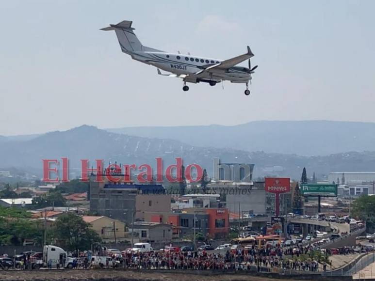 Fotos de la aeronave de la DEA que extraditó a JOH a EEUU