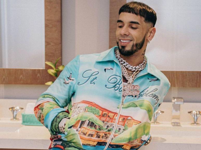 Agresiones y abusos: Anuel AA y Tekashi protagonizan pelea viral por Yailin