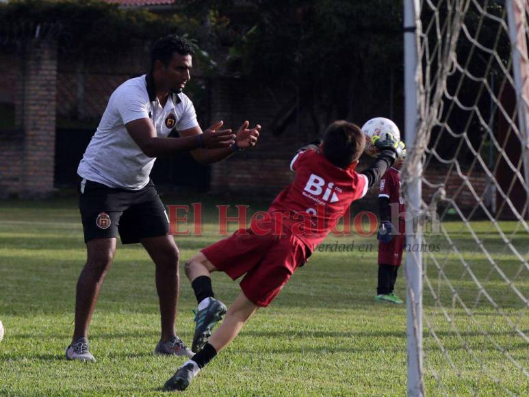 Servicio a la comunidad y formación de talentos: Así son los trabajos en Meta Academia Deportiva, proyecto de Irvin Reyna en Siguatepeque