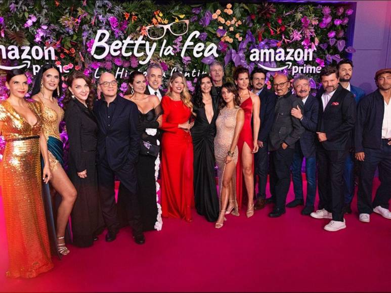 Actores de “Betty, la Fea” que asistieron a la premiere de la serie