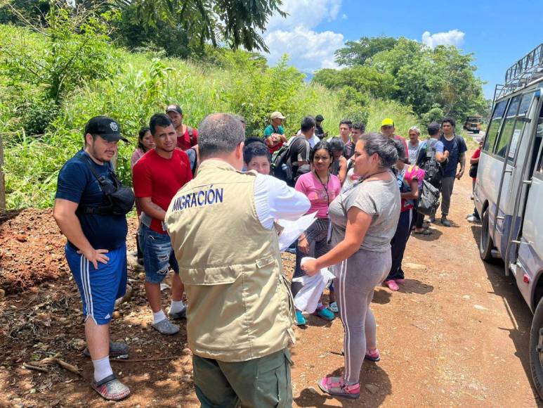 Además de la visa para Costa Rica, ¿qué requisitos exigen otros países de Centroamérica para entrar a su territorio?