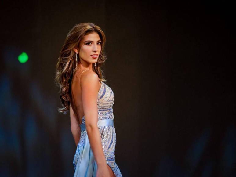 Isabella García Manzo, la Miss Universo El Salvador cuyo triunfo ha sido criticado