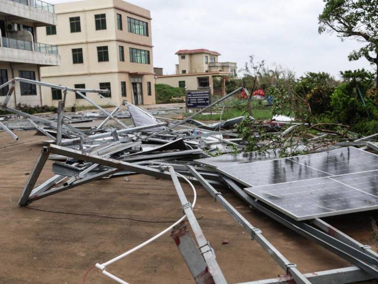 Tifón Yagi deja dos muertos y casi un centenar de heridos en el sur de China