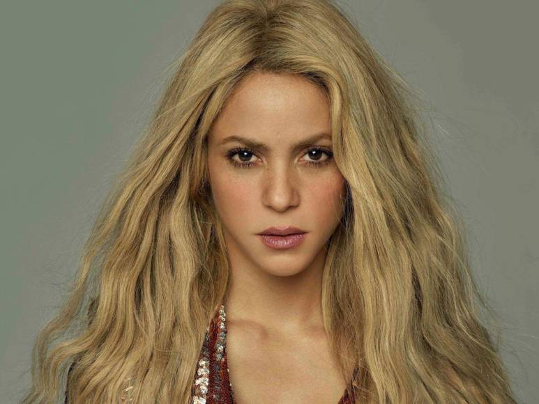 Así reaccionó Shakira a las imágenes del beso público de Piqué a su nueva novia