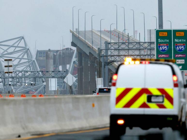 Así continúa la búsqueda de obreros desaparecidos en derrumbe de puerto de Baltimore