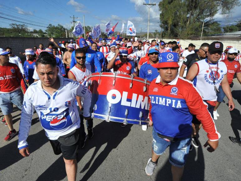 ¡Llega la Ultra! Así se vive el ambiente para el Olimpia vs Marathón