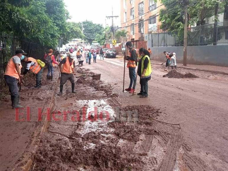 Destrucción y ruinas: lo que dejó la lluvia en su paso por la capital