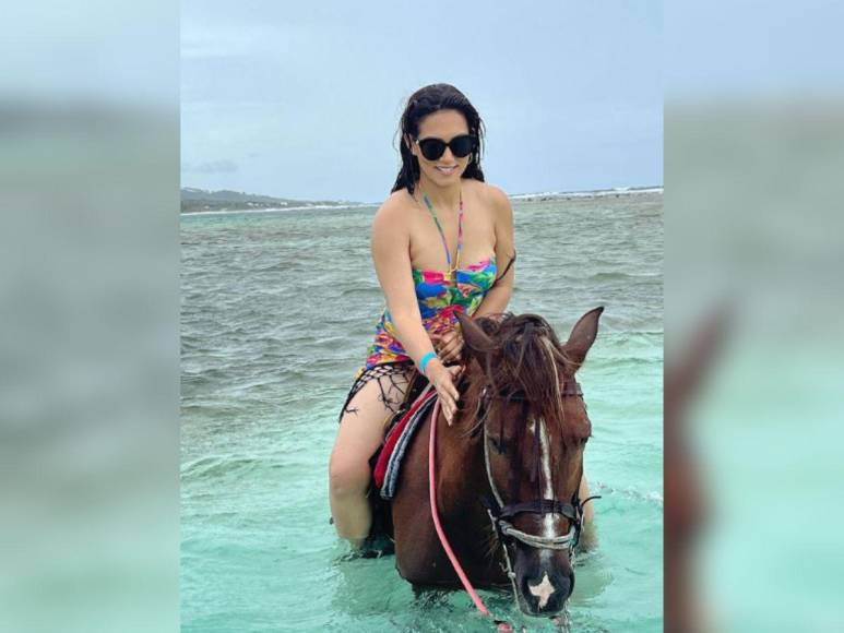 Las inolvidables vacaciones de la periodista Yaritza Owen en Islas de la Bahía