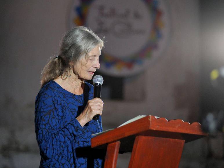 Así fue el inicio del Festival de Los Confines, un tributo a la poesía