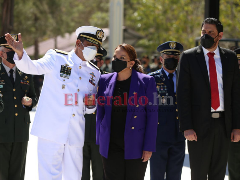 El histórico nombramiento de Xiomara Castro como comandante de las FF AA (FOTOS)