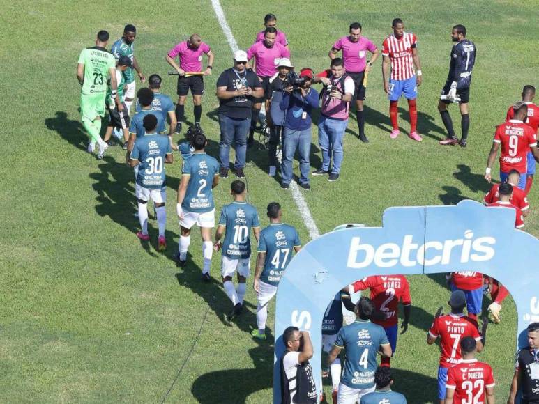 Así se vivió el ambiente de alegría en el Yankel Rossental para el encuentro de Marathón contra el Olimpia