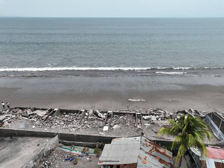 Así se ve desde el cielo cómo el mar se traga comunidades enteras en el sur de Honduras