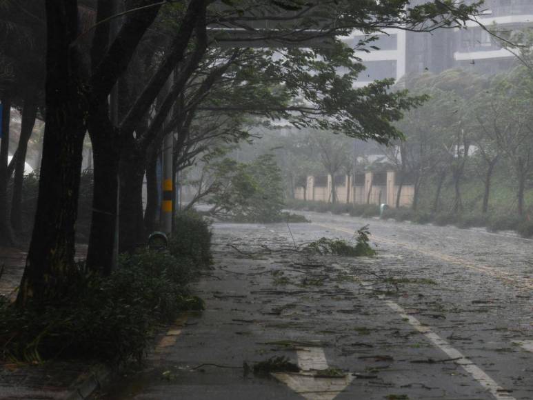 Tifón Yagi deja dos muertos y casi un centenar de heridos en el sur de China