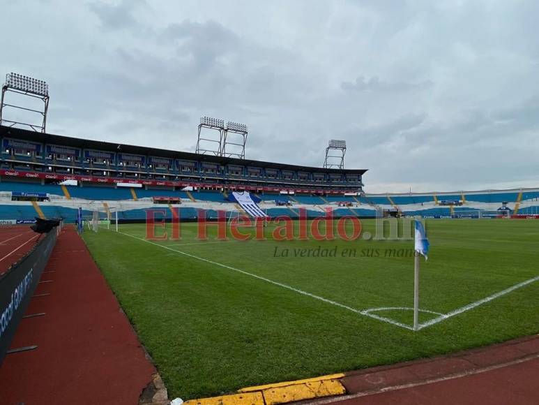 Caninos, Olímpico vacío y futbolistas listos: imágenes de la previa Honduras vs. México