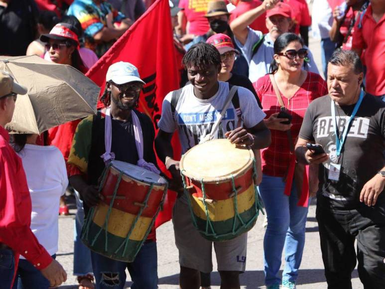 Con despliegue policial, música y cierre de calles festejan 2 años de gobierno de Libre