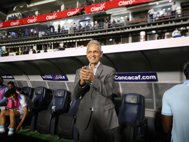 Así vivió el profesor Reinaldo Rueda la primera parte del Honduras vs Granada