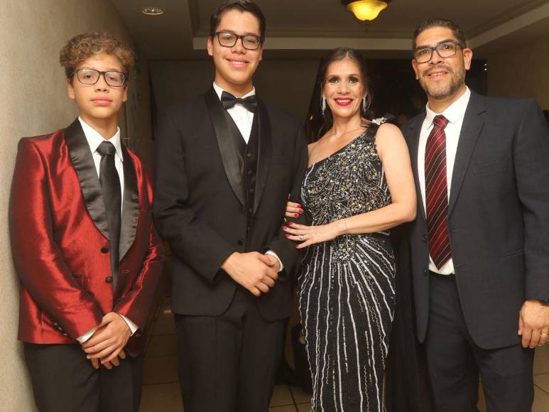 Los invitados a la prom 2023 de Macris School