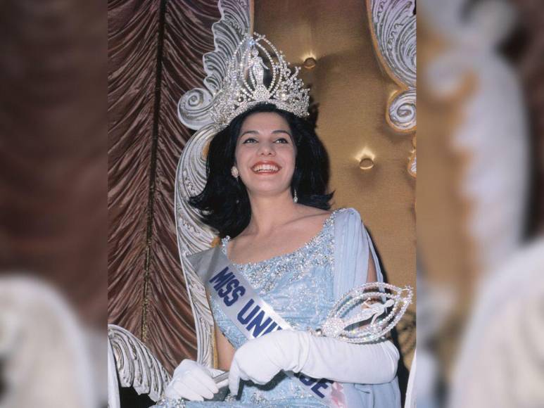 Así ha cambiado la corona de Miss Universo a través de los años