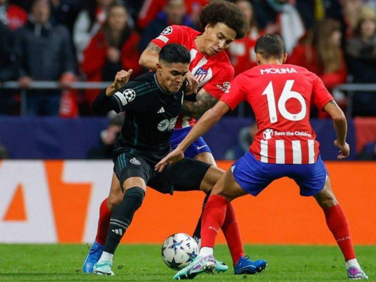 Luis Palma abatido tras la goleada del Atlético Madrid 6-0 al Celtic