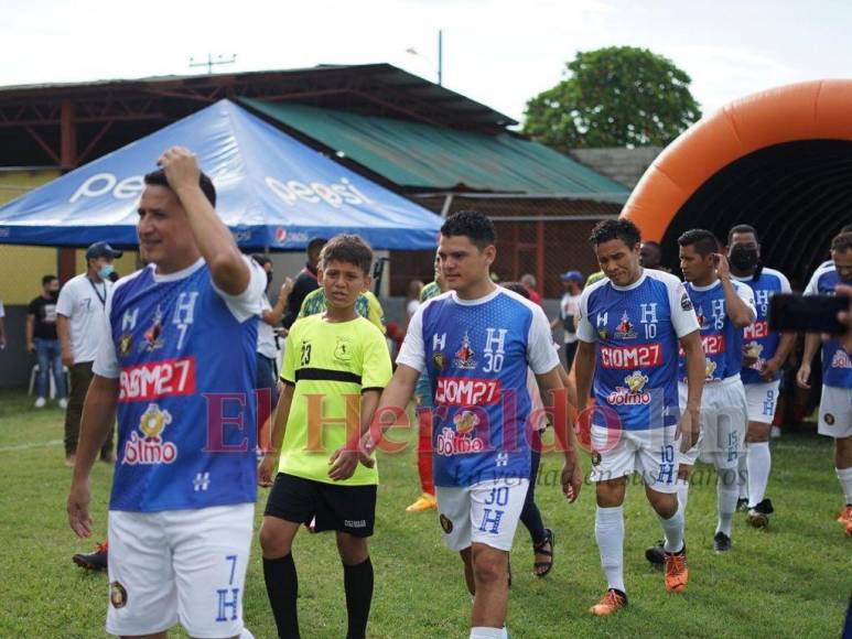 Entre risas y ambiente amigable: así se realizó el juego de Leyendas de Honduras en El Progreso