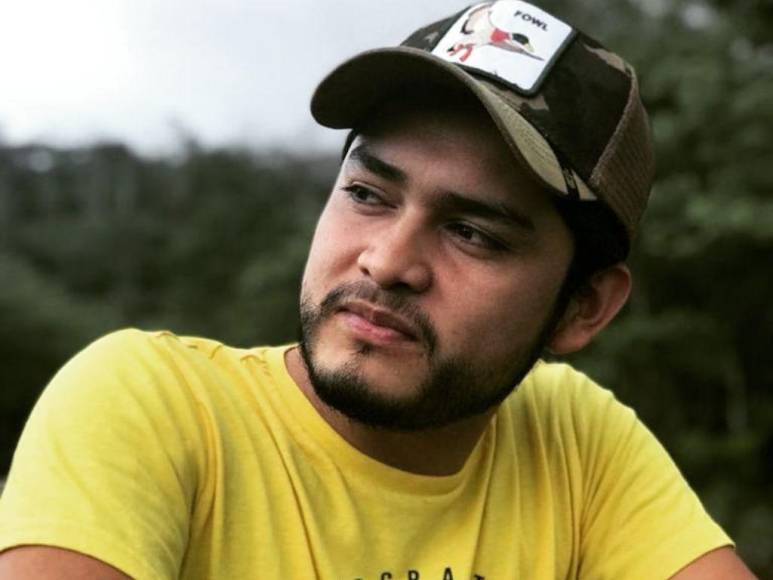 Modelo, emprendedor y talentoso dibujante: así era Robert Dubón, muerto en un accidente de motocicleta