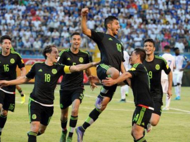 La posible alineación con que México buscará sellar su pase al Mundial ante Honduras