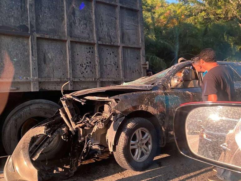 Viaje a fiesta de cumpleaños terminó en tragedia: cinco muertos dejó accidente en Triunfo de la Cruz