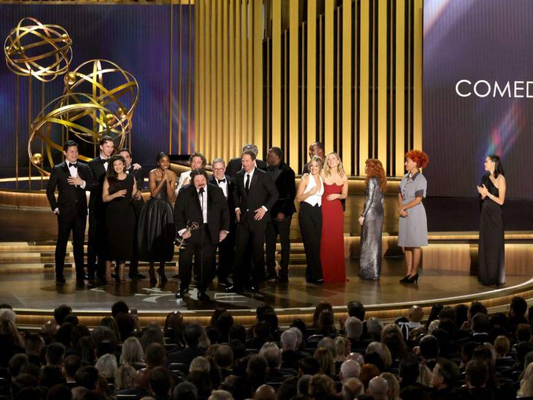 Emmy: Entre ovaciones, errores y todo lo que las cámaras no captaron