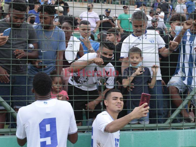 Así celebraron los jugadores de Honduras la clasificación a cuartos de final del Premundial (FOTOS)