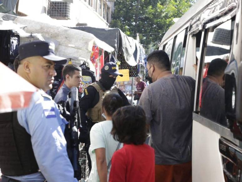 Inicia el despliegue policial por toque de queda en Tegucigalpa y San Pedro Sula