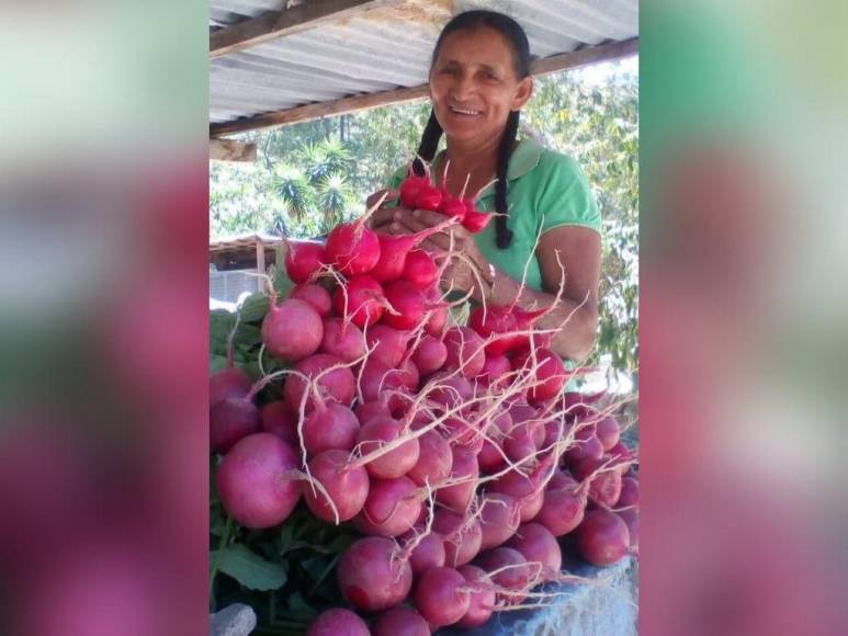 Las madres detrás de algunos reconocidos políticos hondureños (FOTOS)