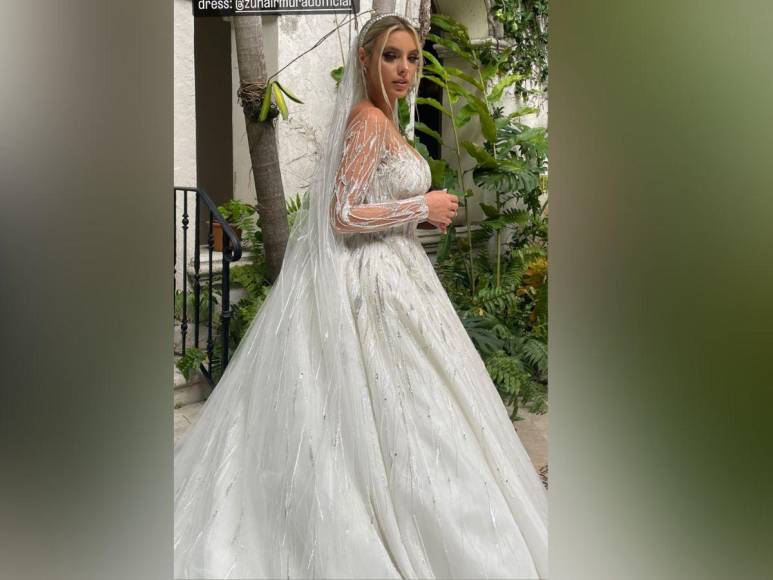 Los tres vestidos de novia que lució Lele Pons en su boda con Guaynaa