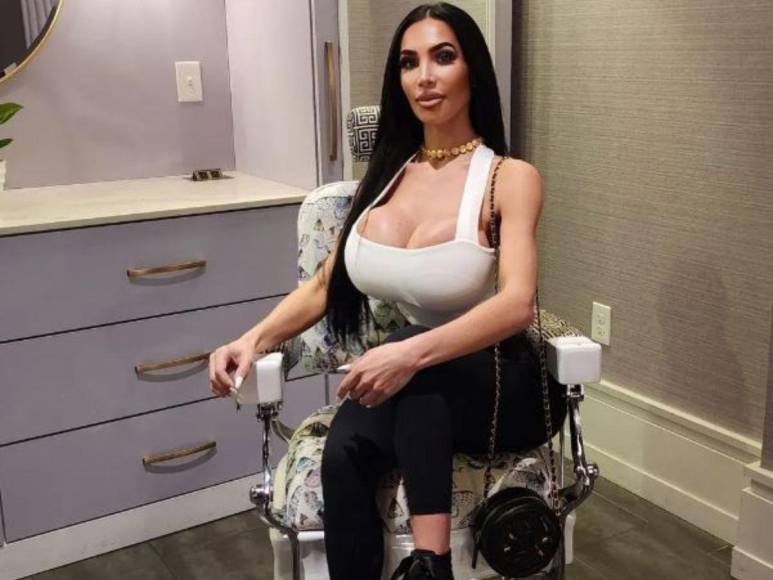 La trágica historia de Christina Ashten, la doble de Kim Kardashian que murió en una cirugía clandestina