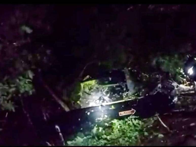 Primeras imágenes de la zona donde se accidentó helicóptero en El Salvador