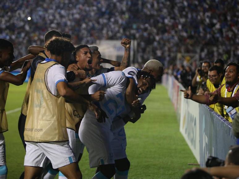 Así celebró los dos goles la Selección de Honduras ante México