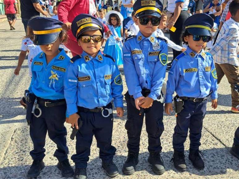 Fervor y brillo: Estudiantes de Valle celebran la Independencia de Honduras