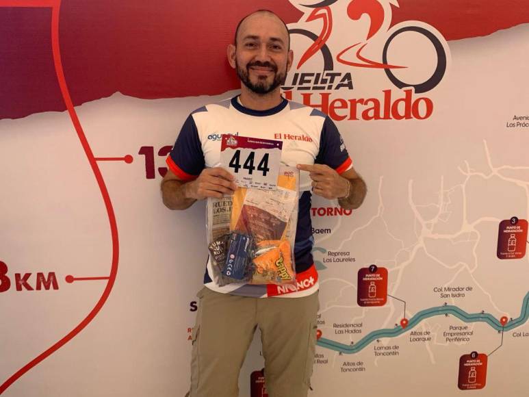 Más de mil competidores reclaman kits para la Vuelta Ciclística 2023