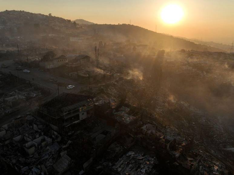 Imágenes del caos infernal que causó incendio forestal en Chile