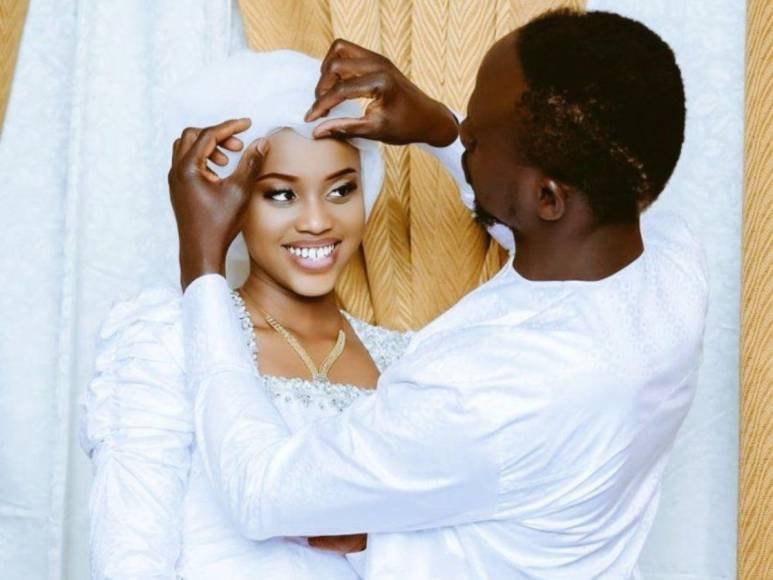 Sadio Mané se casó con una joven de 18; conoce a su esposa, Aisha Tamba