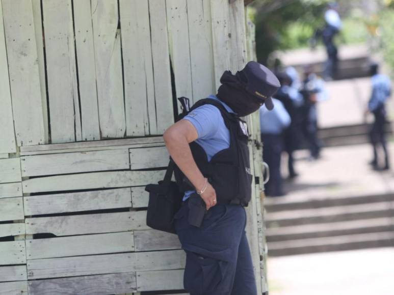 Ciudad España en alerta tras enfrentamiento armado entre pandilleros y la policía (FOTOS)