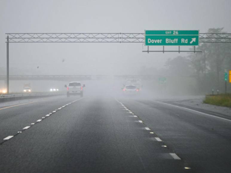 Imágenes del paso de la tormenta tropical Debby en el sureste de EUA