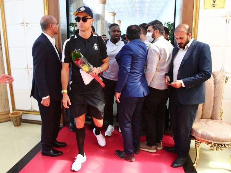 Cristiano feliz: CR7 recibió una calurosa bienvenida en Irán para su encuentro contra el Persépolis