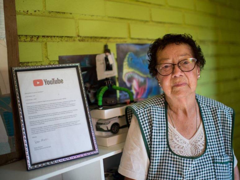 “Mami Nena”, gamer chilena de 81 años, experta en Free Fire