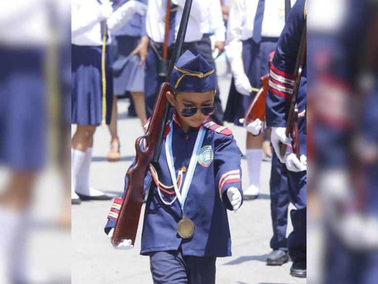 San Pedro Sula celebra con ritmo y color: estudiantes rinden honor a la patria